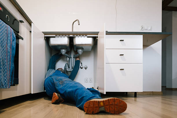 Professional Plumbing technician working in Brookport, IL